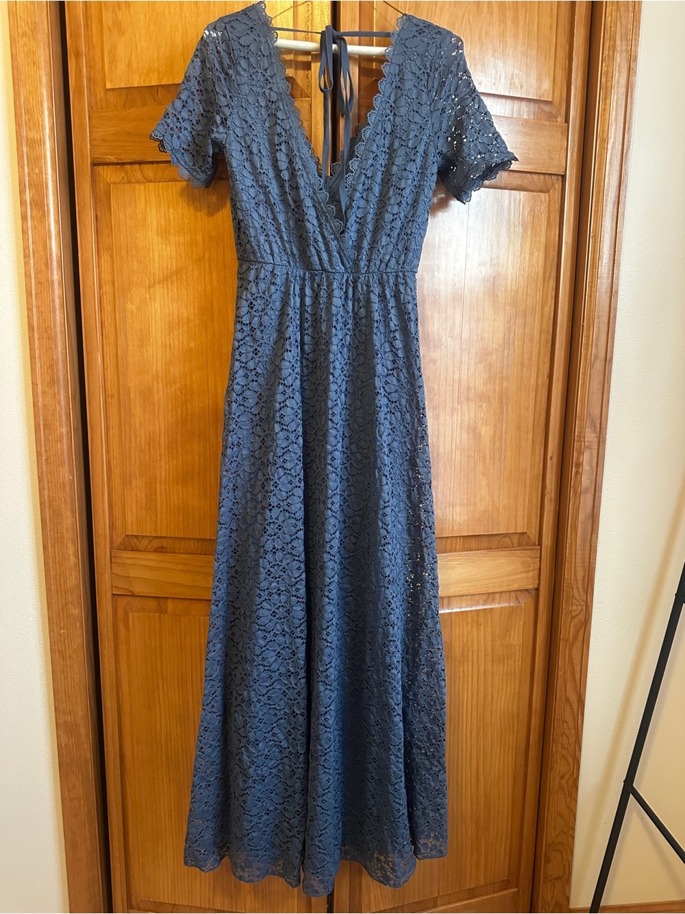 Baltic Born Lace V-Neck Maxi Dress in Navy- Small - Picture 8 of 9